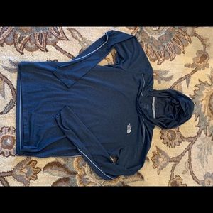 Men’s small north face (thin) hoody